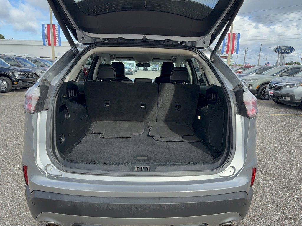 Certified 2022 Ford Edge Titanium w/ Equipment Group 301A image 7