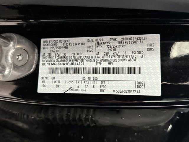 Certified 2023 Ford Escape Platinum image 38