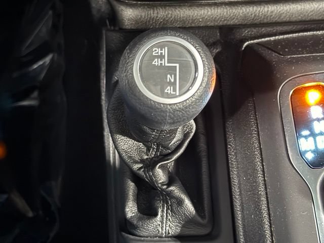 Used 2019 Jeep Wrangler Unlimited Sport S AWD/4WD image 31