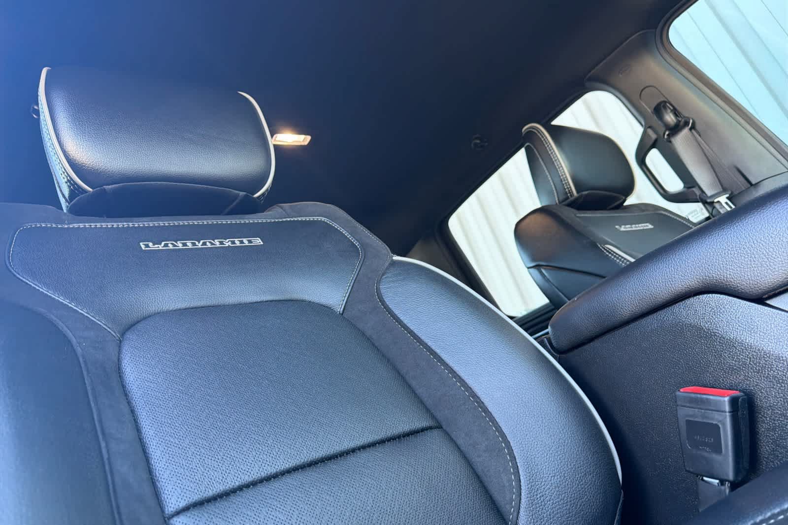 Used 2024 RAM 1500 Laramie AWD/4WD image 16