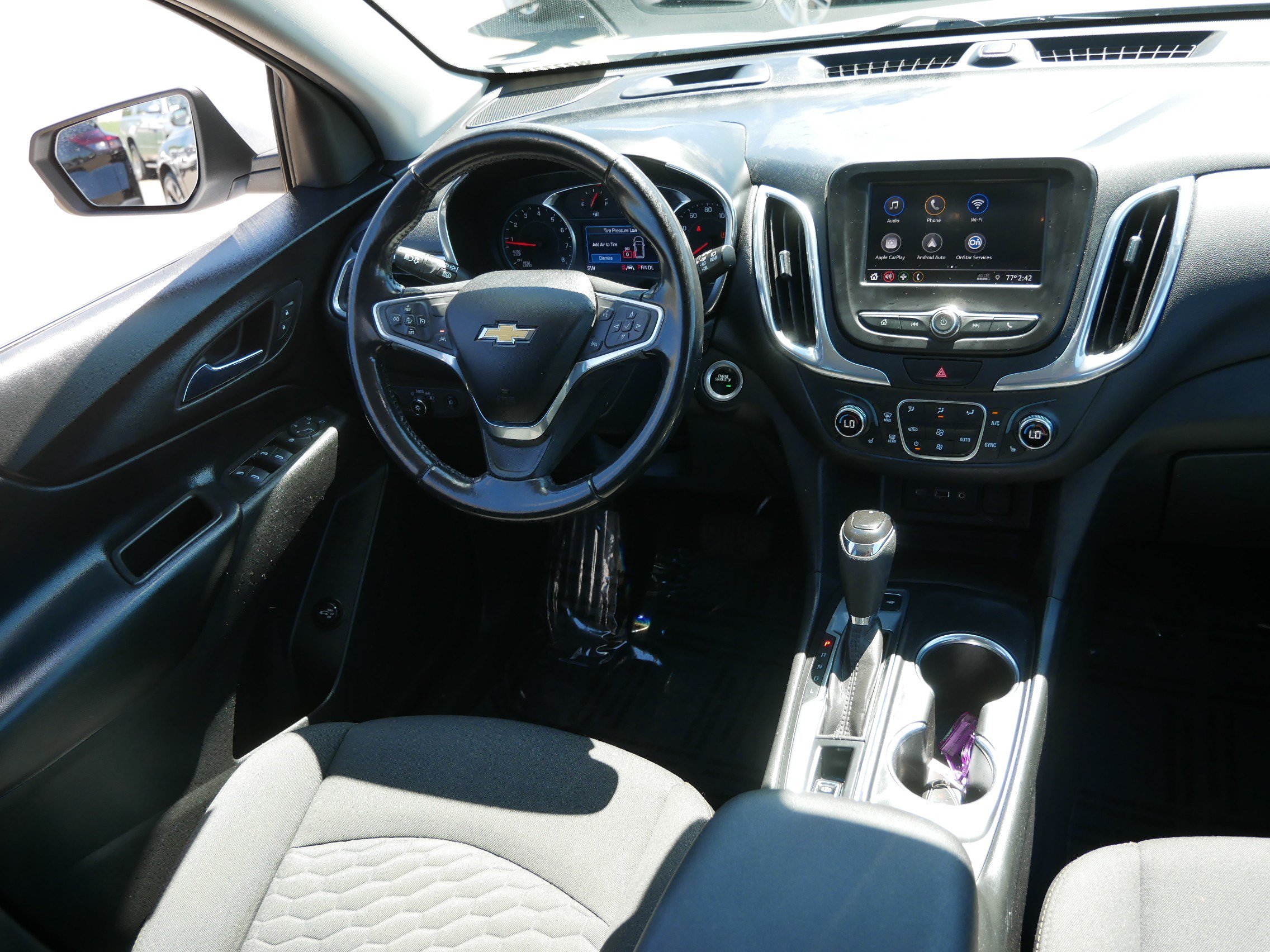 Used 2020 Chevrolet Equinox LT AWD/4WD image 9