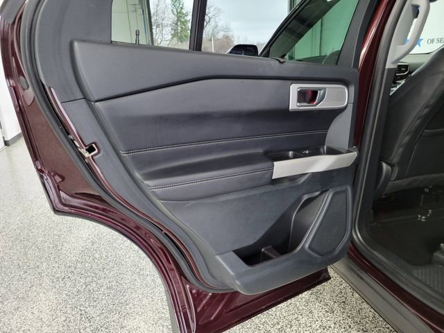 Certified 2022 Ford Explorer Limited w/ Equipment Group 301A AWD/4WD image 21