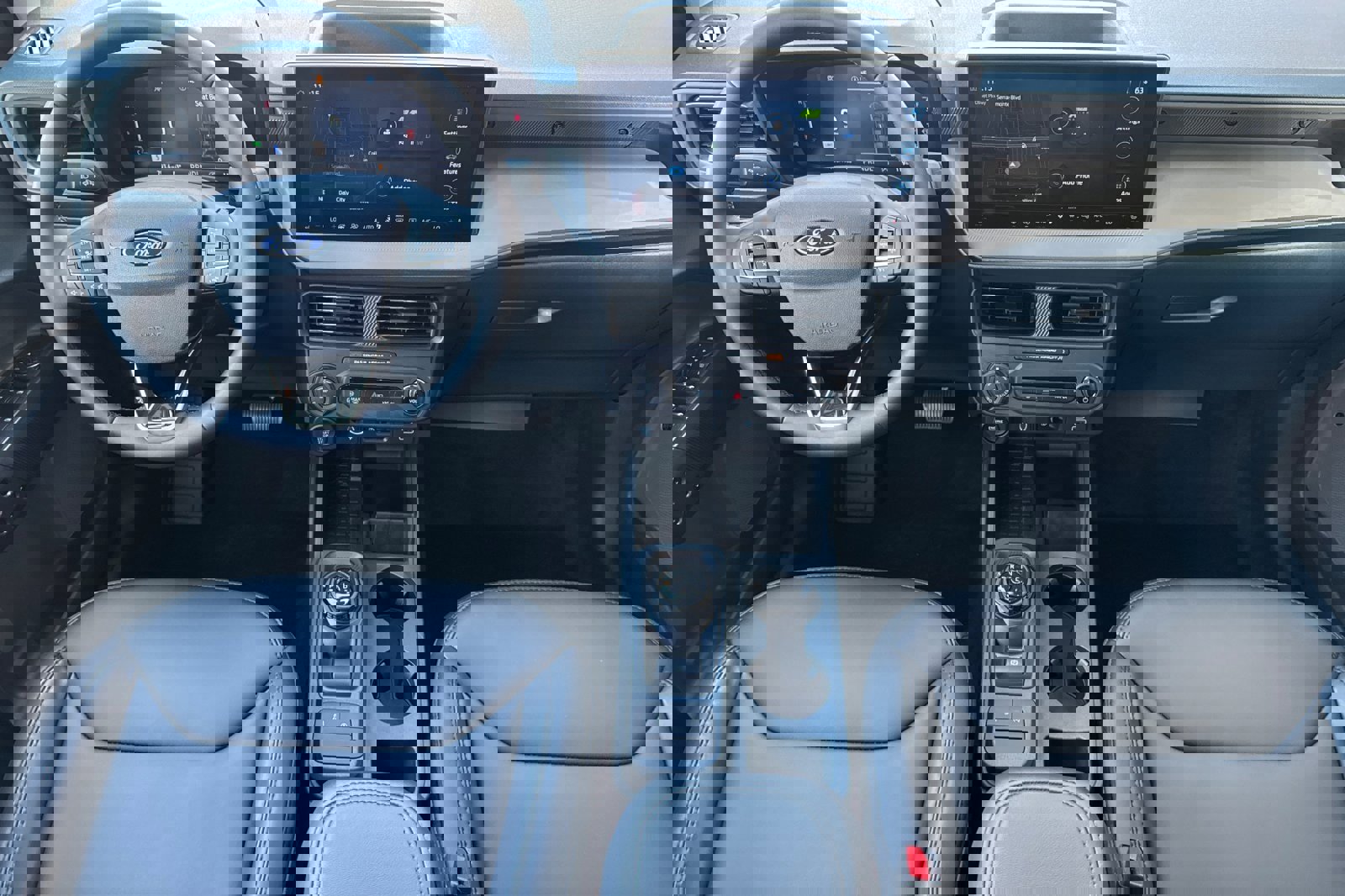 Certified 2025 Ford Maverick Lariat w/ Black Appearance Package image 14