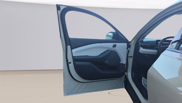 Certified 2025 Ford Mustang Mach-E Premium image 14