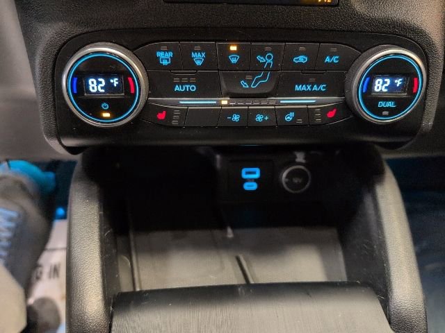 Certified 2020 Ford Escape Titanium image 23