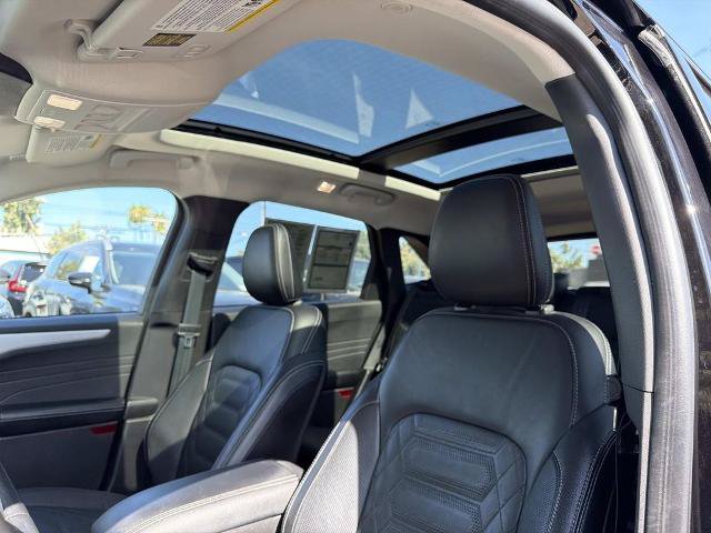 Certified 2023 Ford Escape Platinum w/ Premium Technology Package AWD/4WD image 18