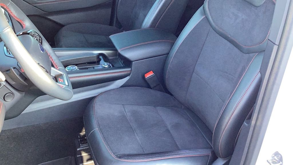 Certified 2025 Ford Explorer ST image 25