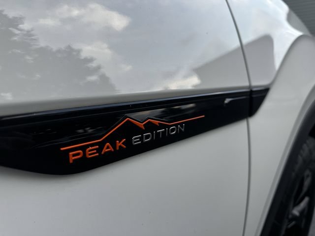 Used 2024 Volkswagen Atlas Peak Edition SE AWD/4WD image 49