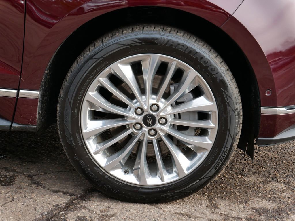 Certified 2024 Ford Edge Titanium w/ Titanium Elite Package image 7