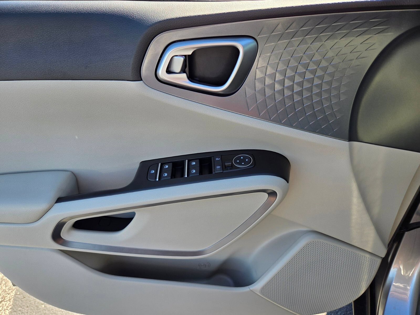 Used 2022 Kia Soul EX FWD image 18