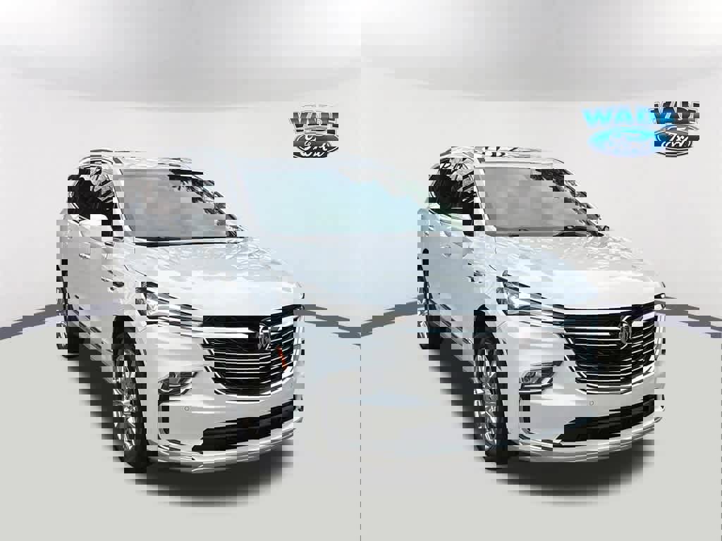 Used 2023 Buick Enclave Essence w/ Experience Buick Package image 3