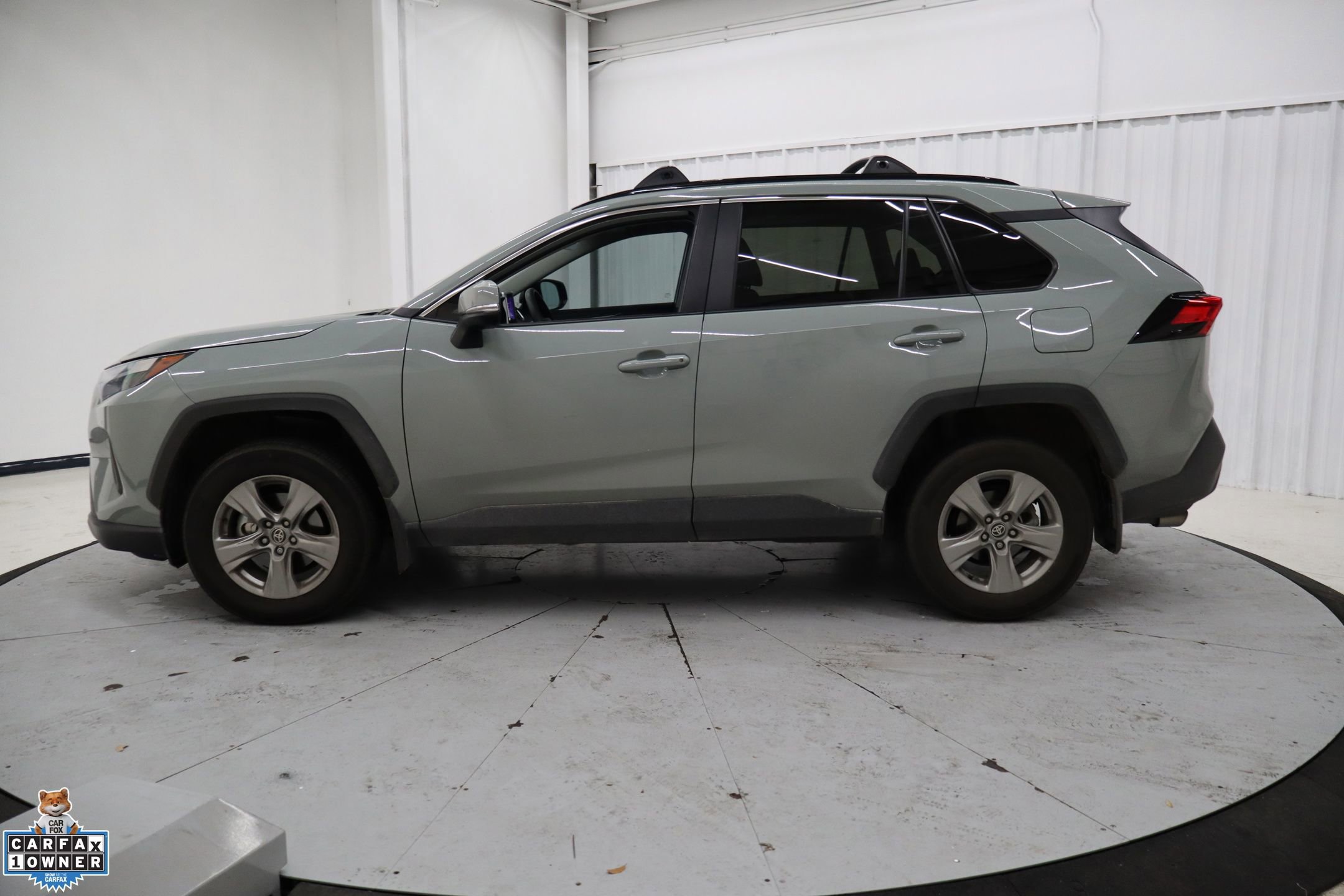 Used 2023 Toyota RAV4 XLE w/ Convenience Package image 2