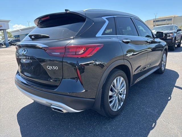 Used 2024 INFINITI QX50 Luxe FWD image 5