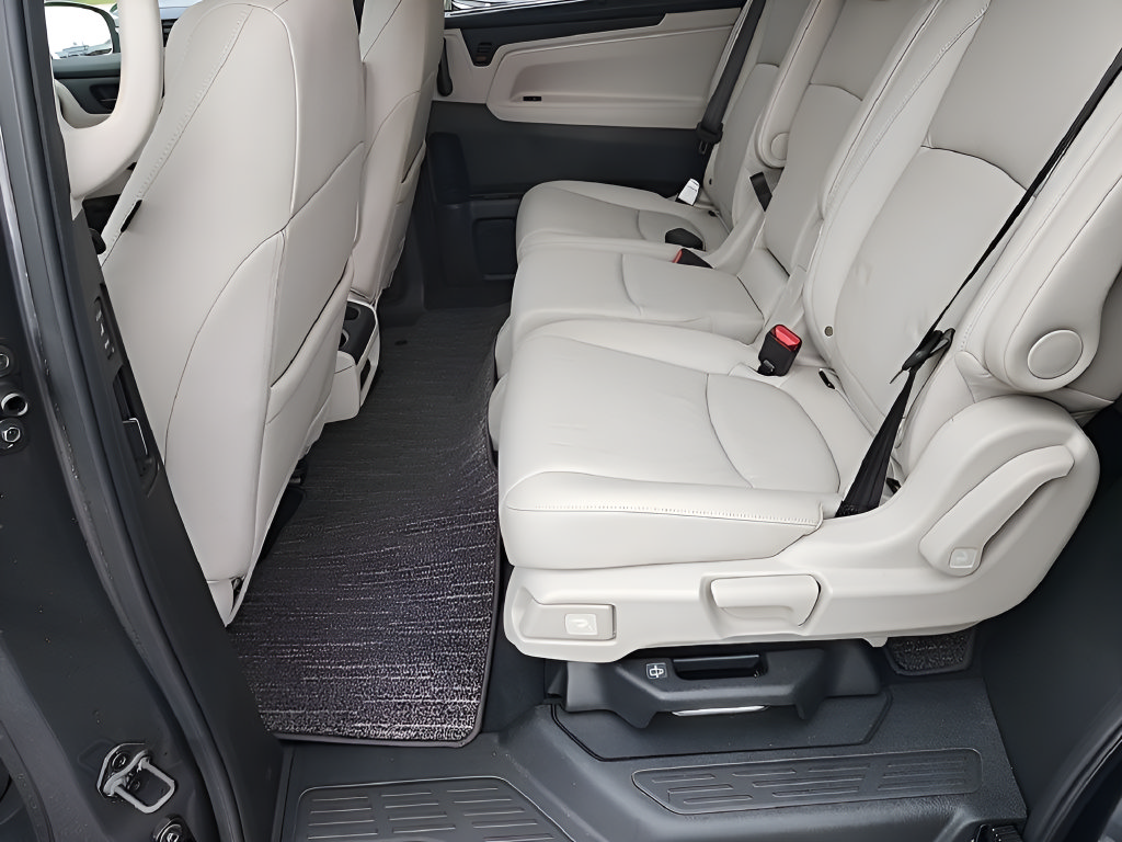 Used 2025 Honda Odyssey EX-L image 23