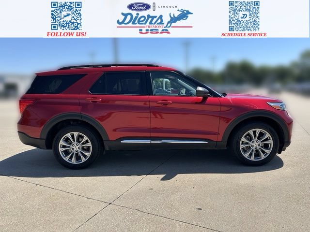Certified 2023 Ford Explorer XLT w/ Equipment Group 202A AWD/4WD image 10