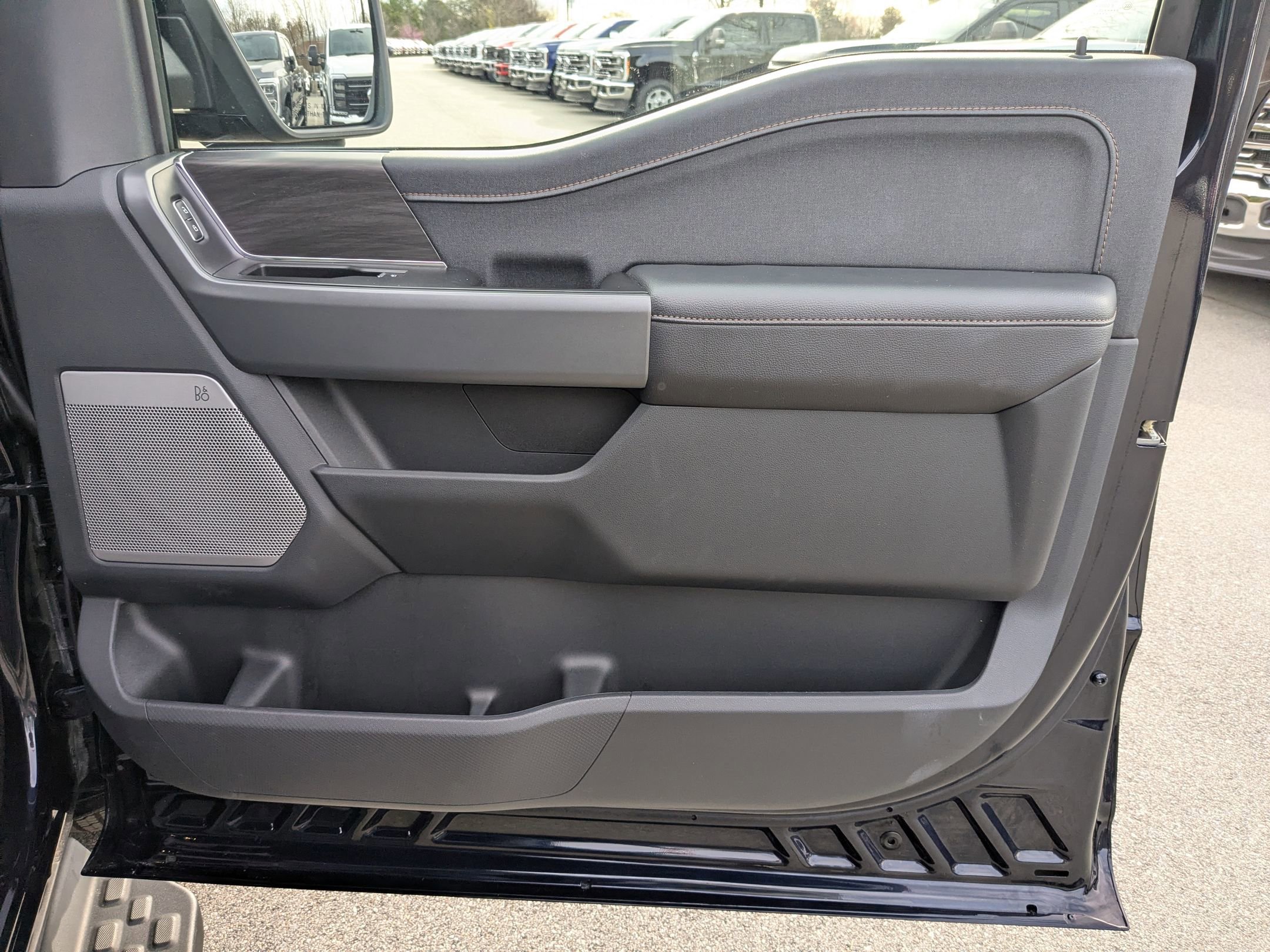 Certified 2025 Ford F150 Lightning Lariat w/ Max Trailer Tow Package image 45