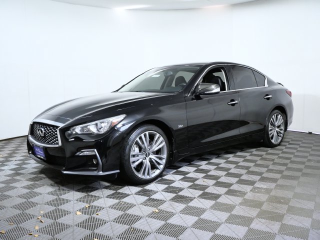Used 2018 INFINITI Q50 Sport AWD/4WD image 2