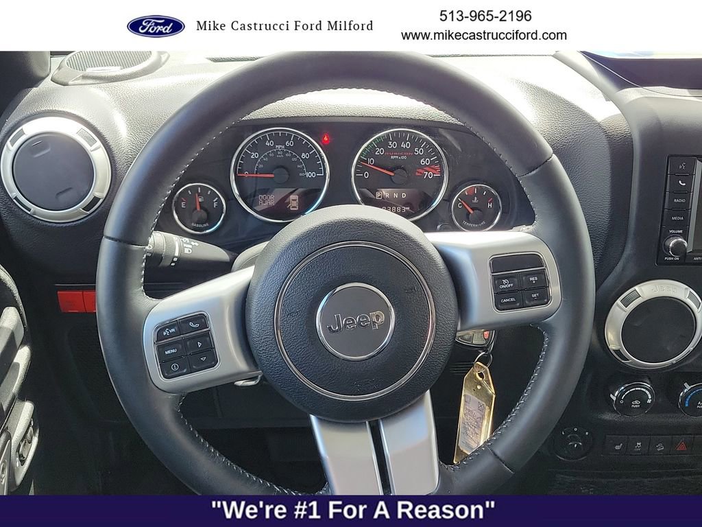 Used 2017 Jeep Wrangler Unlimited Rubicon AWD/4WD image 12