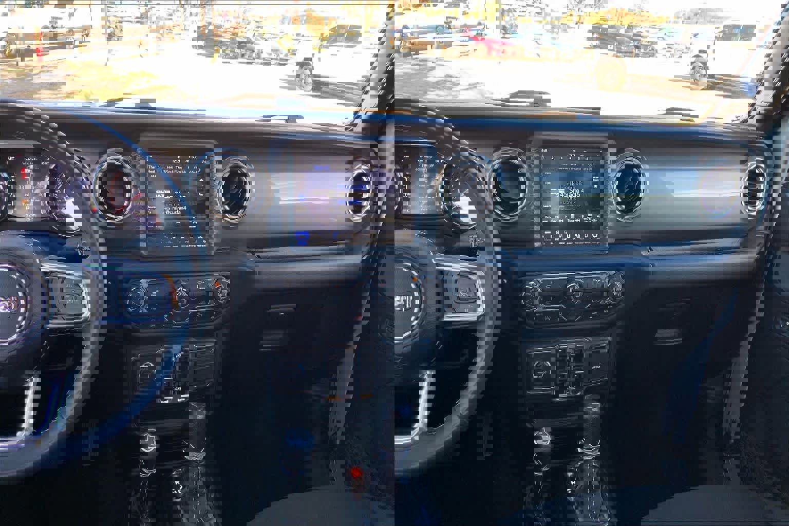 Used 2023 Jeep Gladiator Overland image 8