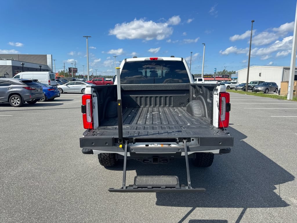 Certified 2024 Ford F350 Platinum w/ Tremor Off-Road Package AWD/4WD image 18