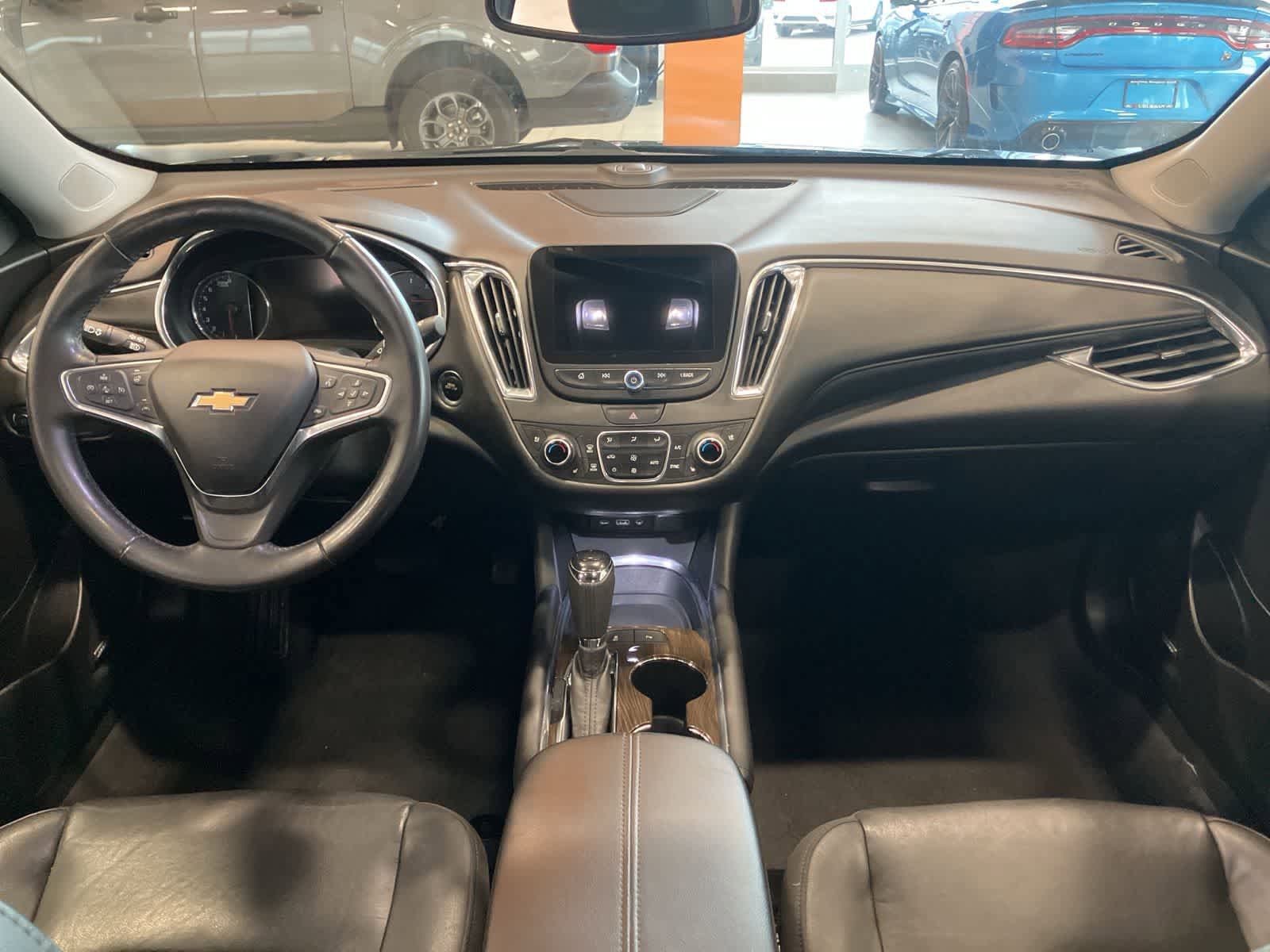 Used 2019 Chevrolet Malibu Premier FWD image 25