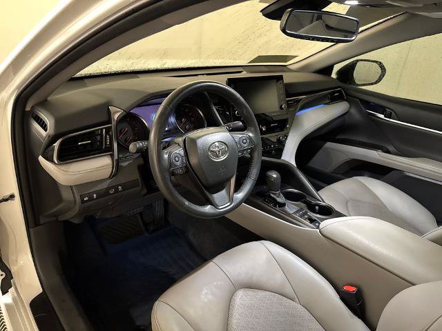 Used 2023 Toyota Camry XSE FWD image 4