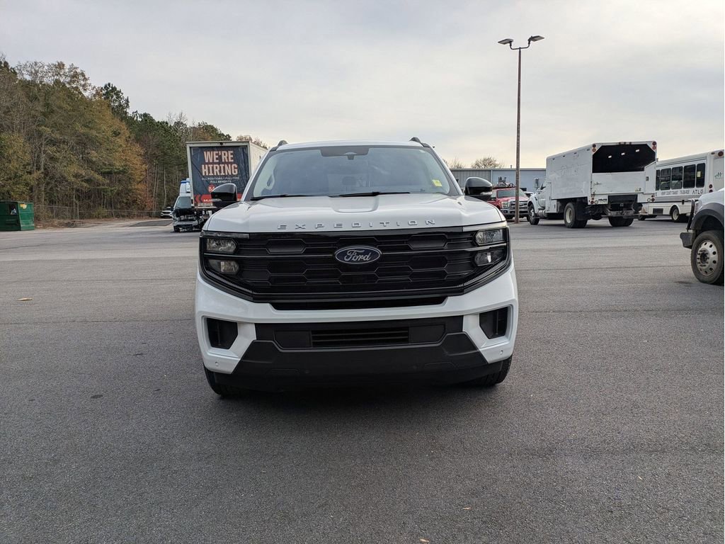 Certified 2025 Ford Expedition Active image 9