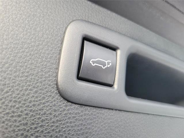 Used 2023 Toyota Highlander XLE image 30