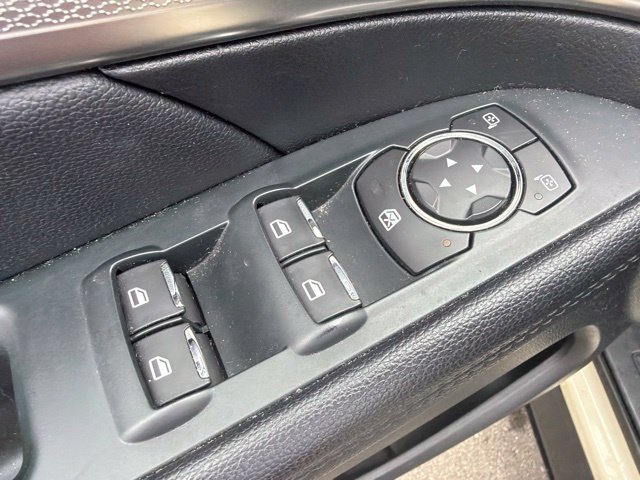 Certified 2018 Ford Explorer XLT w/ Equipment Group 202A FWD image 24