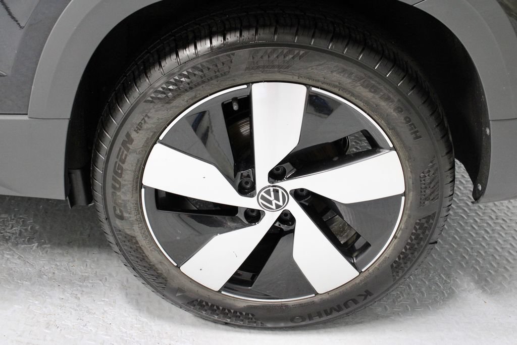 Used 2024 Volkswagen Taos S AWD/4WD image 19