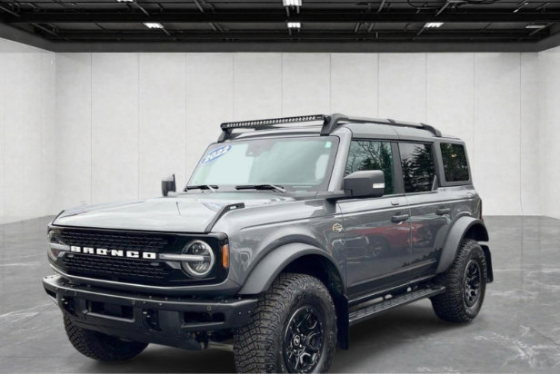 Certified 2022 Ford Bronco Wildtrak AWD/4WD image 1