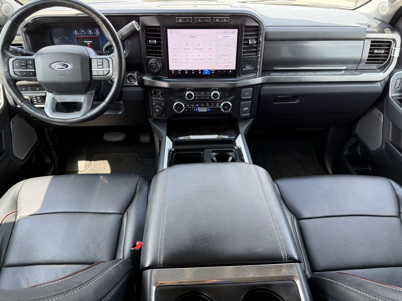 Certified 2024 Ford F250 Lariat w/ Lariat Ultimate Package AWD/4WD image 9