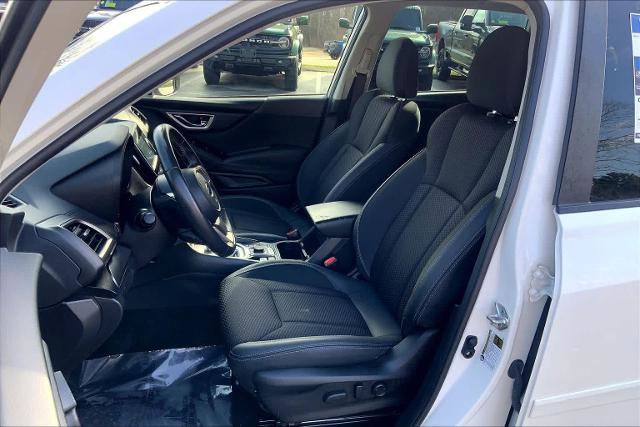 Used 2022 Subaru Forester Premium AWD/4WD image 9