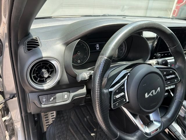 Used 2023 Kia Forte GT-Line w/ GT-Line Technology Package FWD image 8