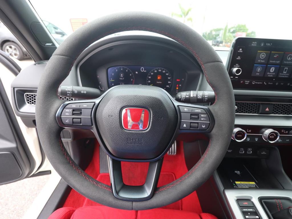 Used 2024 Honda Civic Type R image 17