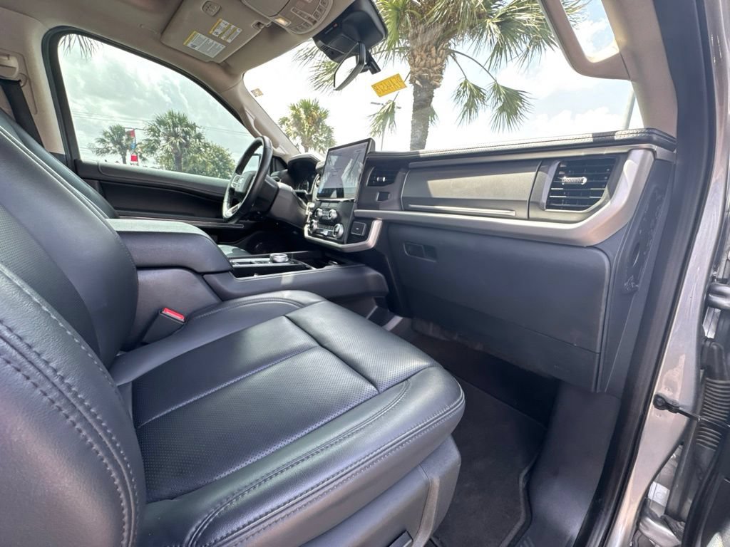 Certified 2023 Ford Expedition Max XLT RWD image 24