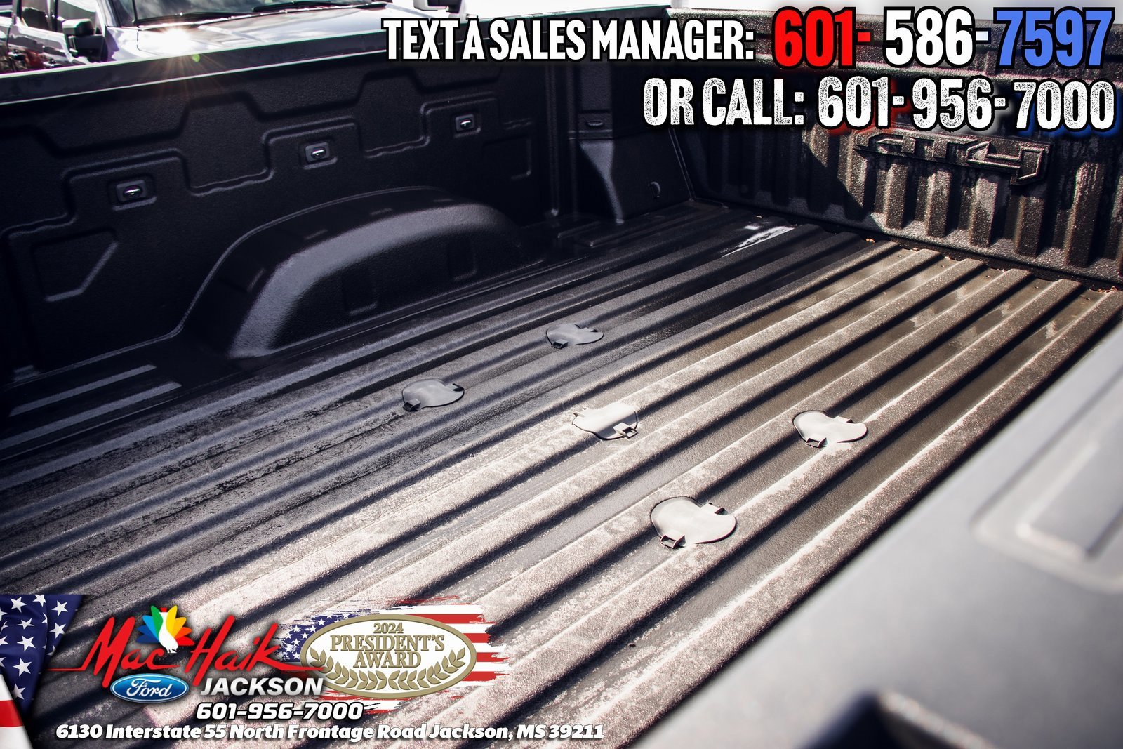 Used 2023 GMC Sierra 2500 AT4 w/ AT4 Premium Plus Package image 8