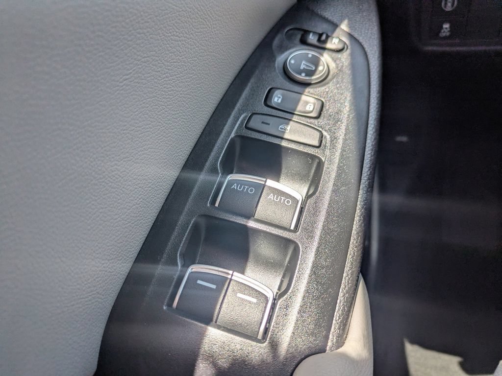 Used 2019 Honda Accord LX image 23