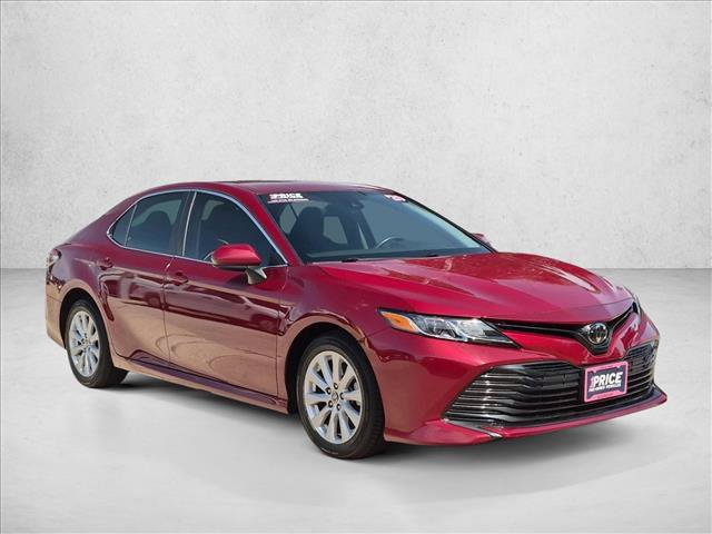 Used 2020 Toyota Camry LE FWD image 3
