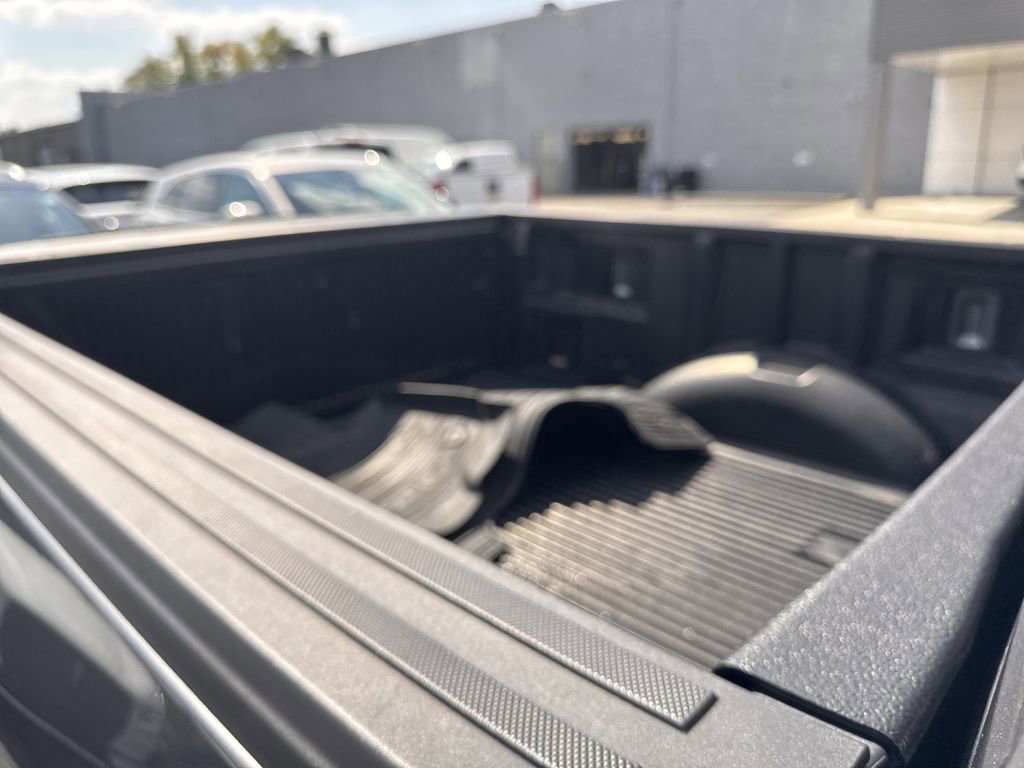 Certified 2022 Ford F150 XLT w/ Equipment Group 302A High image 17