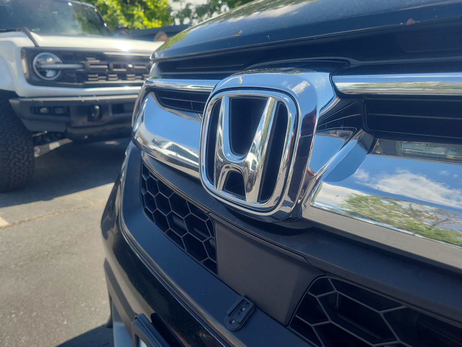 Used 2018 Honda CR-V EX image 23