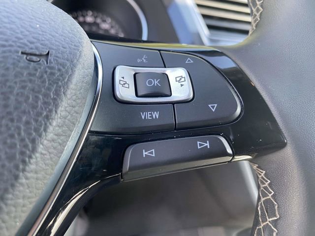 Used 2021 Volkswagen Tiguan SE AWD/4WD image 24
