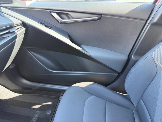 Used 2023 Kia Niro LX FWD image 24