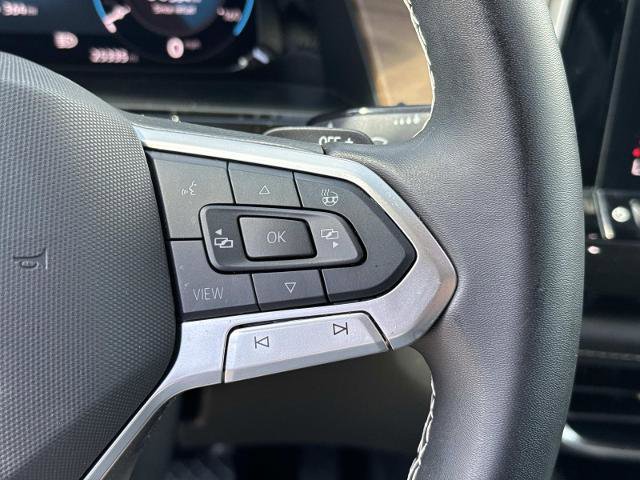 Used 2025 Volkswagen Atlas SE FWD image 24