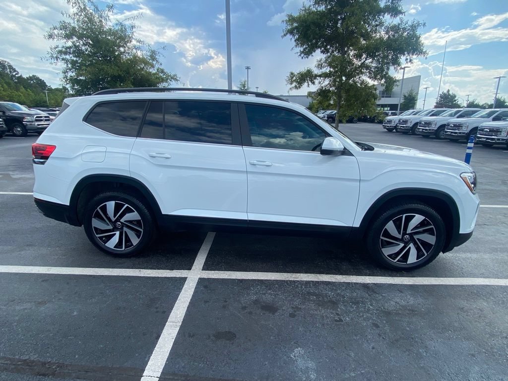 Used 2024 Volkswagen Atlas SE FWD image 8