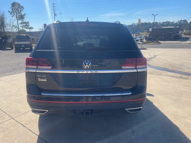 Used 2023 Volkswagen Atlas SE w/ Panoramic Sunroof Package image 3