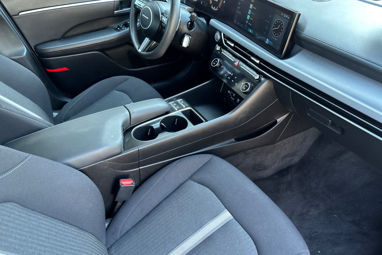 Used 2025 Hyundai Sonata SEL FWD image 15