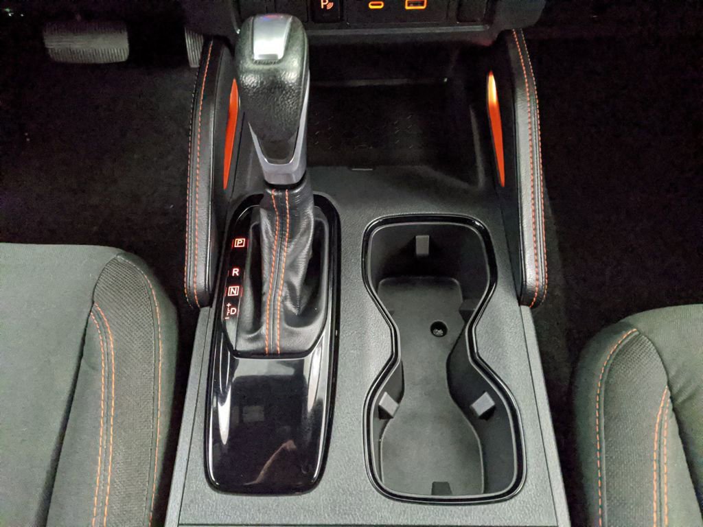 Used 2025 Nissan Frontier PRO-4X AWD/4WD image 10