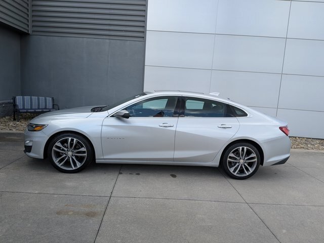 Used 2021 Chevrolet Malibu LT FWD image 7