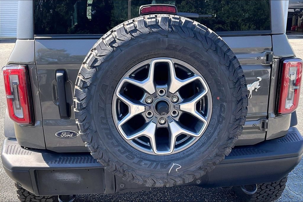 Certified 2025 Ford Bronco Badlands AWD/4WD image 8